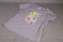 Женская серая футболка с цветной надписью Danskin Now, размер 52-54  в интернет-магазине todalamoda