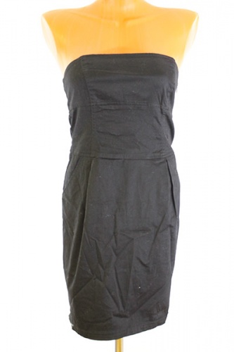 Платье черное BERSHKA в интернет-магазине todalamoda