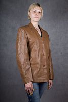 Кожаная куртка женская светло-коричневая Blue Burbon, размер 44-46   в интернет-магазине todalamoda