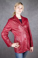 Кожаная куртка женская красная Vera Pelle, размер 46-48 в интернет-магазине todalamoda