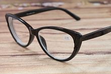 Стильные женские очки для зрения в классической черной оправе