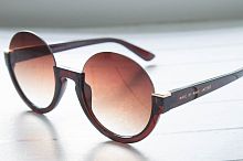 Стильные солнцезащитные очки Marc by Marc Jacobs в коричневой оправе в интернет-магазине todalamoda